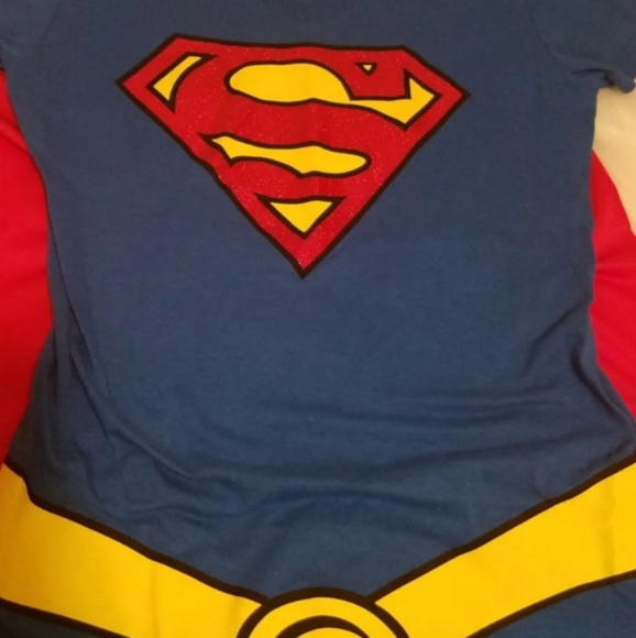 Supergirl T-shirt with Cape Large - Picture 1 of 4